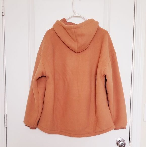 Fabletics Lottie Sherpa Pullover - Picture 3 of 5
